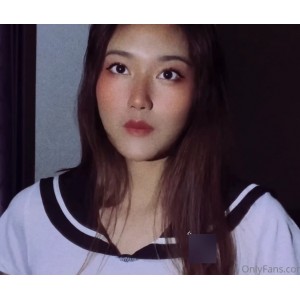 Onlyfans超级美女福利合集：13个视频，总文件大小927.27MB，视频时长17分20秒，有声音，三点全露，永久链接！